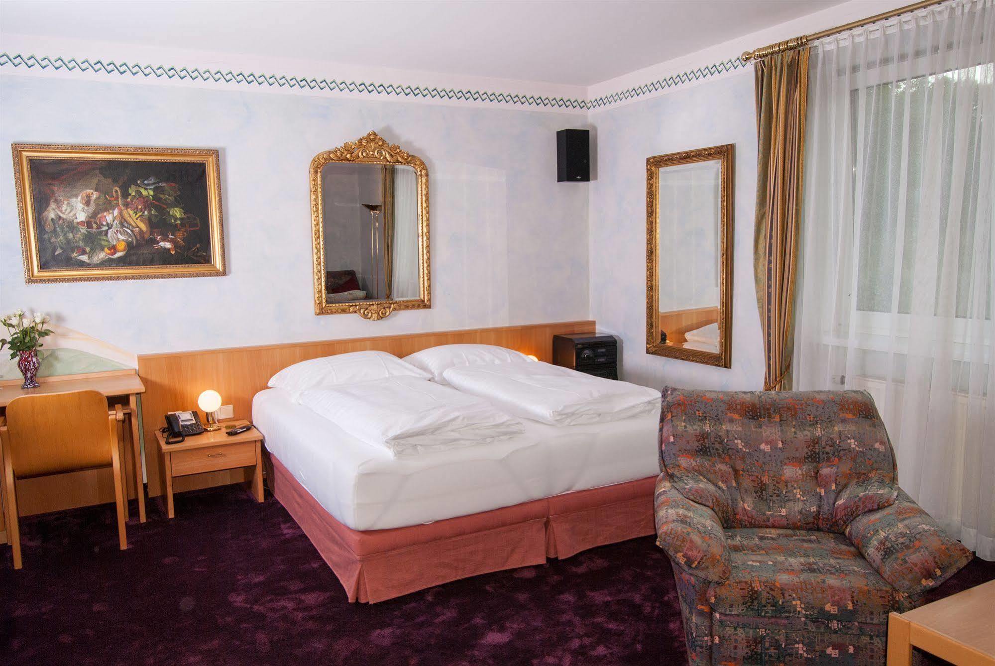 Hotel Residenz Hoessinger Karlstetten Ngoại thất bức ảnh